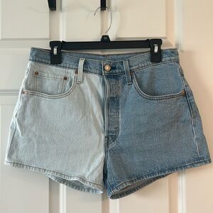 Levi’s button Two Toned Button Down Shorts